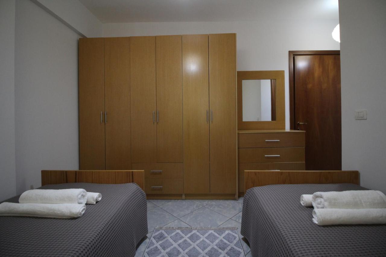 Sunrise Apartment Saranda Extérieur photo